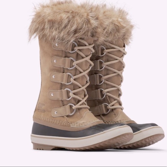 Sorel Shoes - ⭐️Sorel Joan Of Arctic Boot for Women size 6⭐️